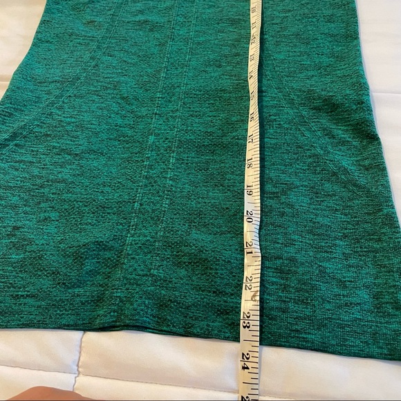 Lululemon Swiftly Tech Racerback Tank - Picture 4 of 6